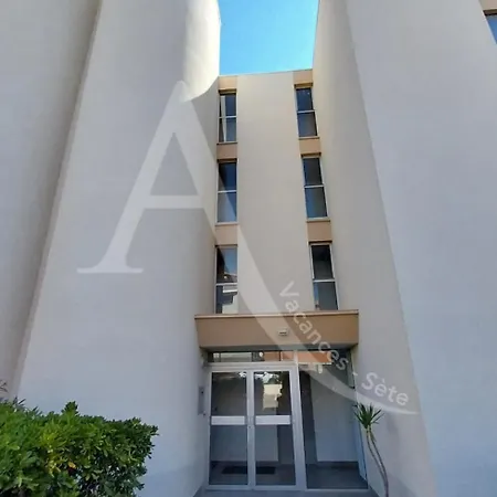 54 M², Double Terrasse, Ascenseur, Parking Apartman